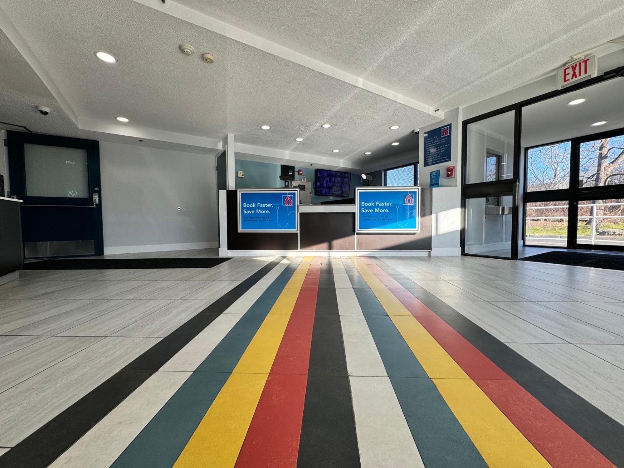 Studio 6 Suites East Syracuse Airport Eksteriør billede